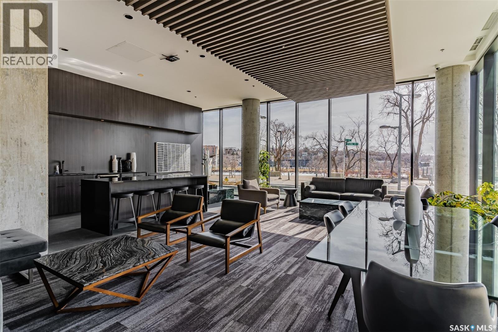 1804 490 2nd Avenue S Property Photo 6
