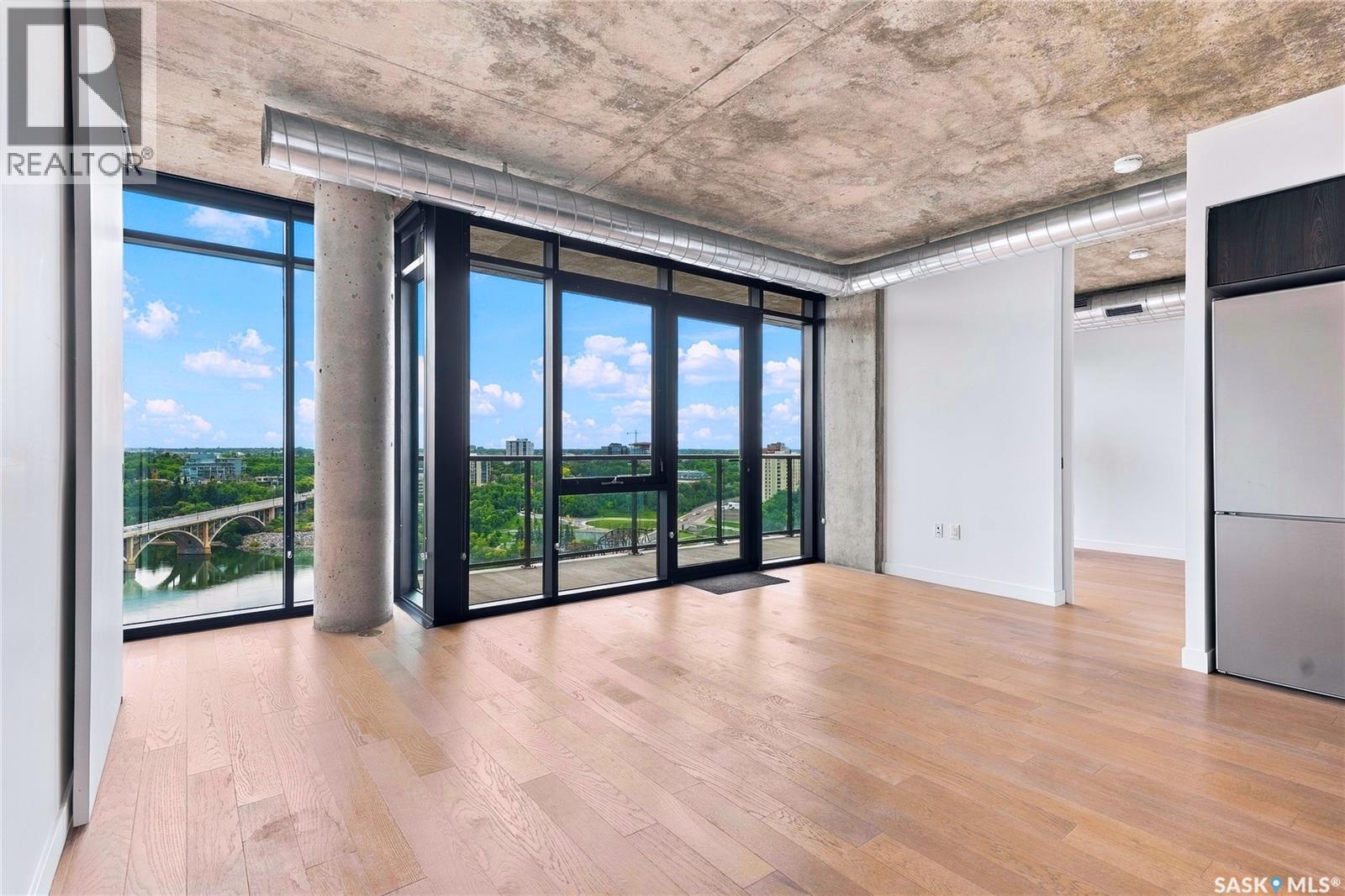 1804 490 2nd Avenue S Property Photo 14