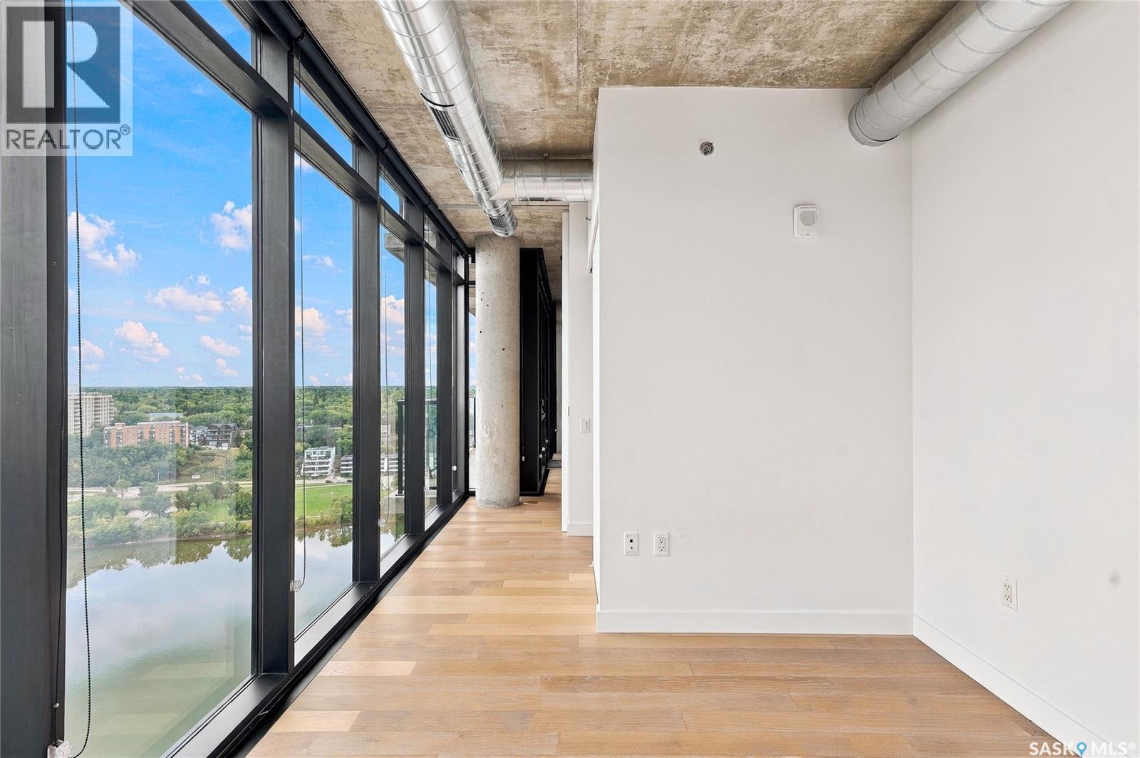 1804 490 2nd Avenue S Property Photo 19