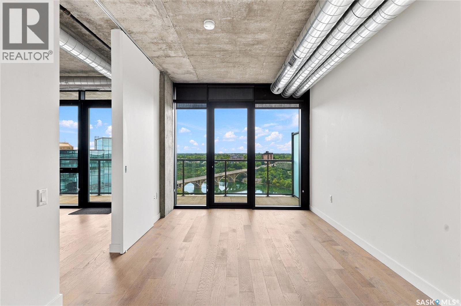 1804 490 2nd Avenue S Property Photo 26