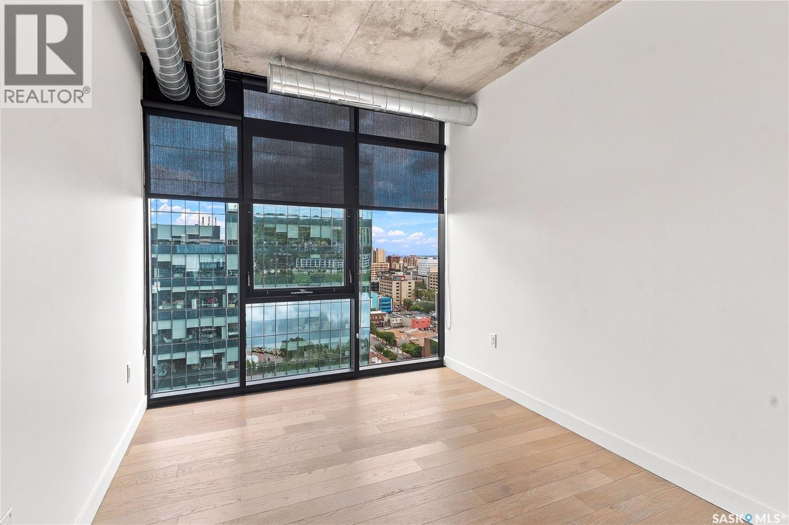 1804 490 2nd Avenue S Property Photo 35