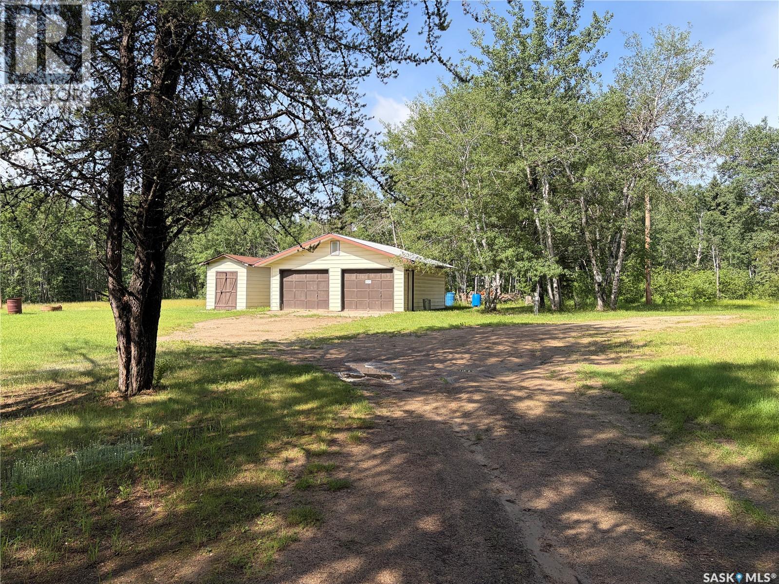 Neufeld Acreage Property Photo 4
