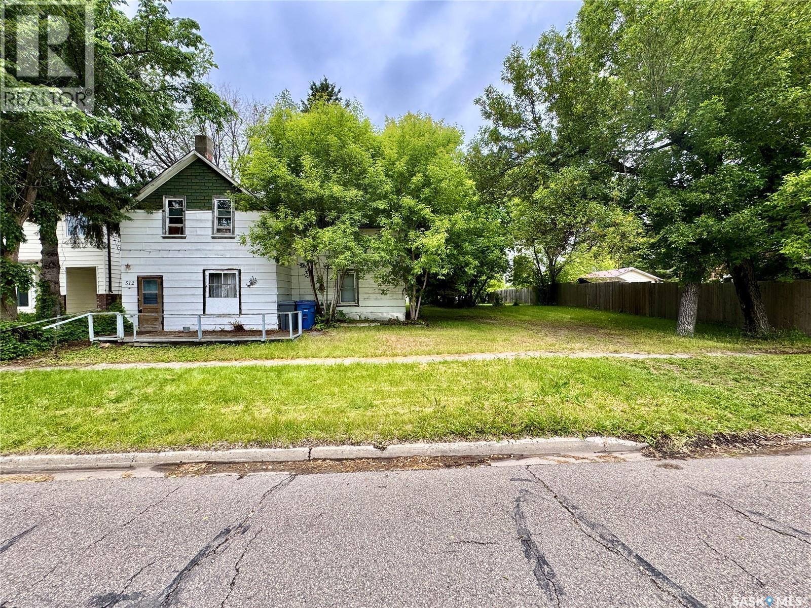 512 Maple Street Property Photo 8