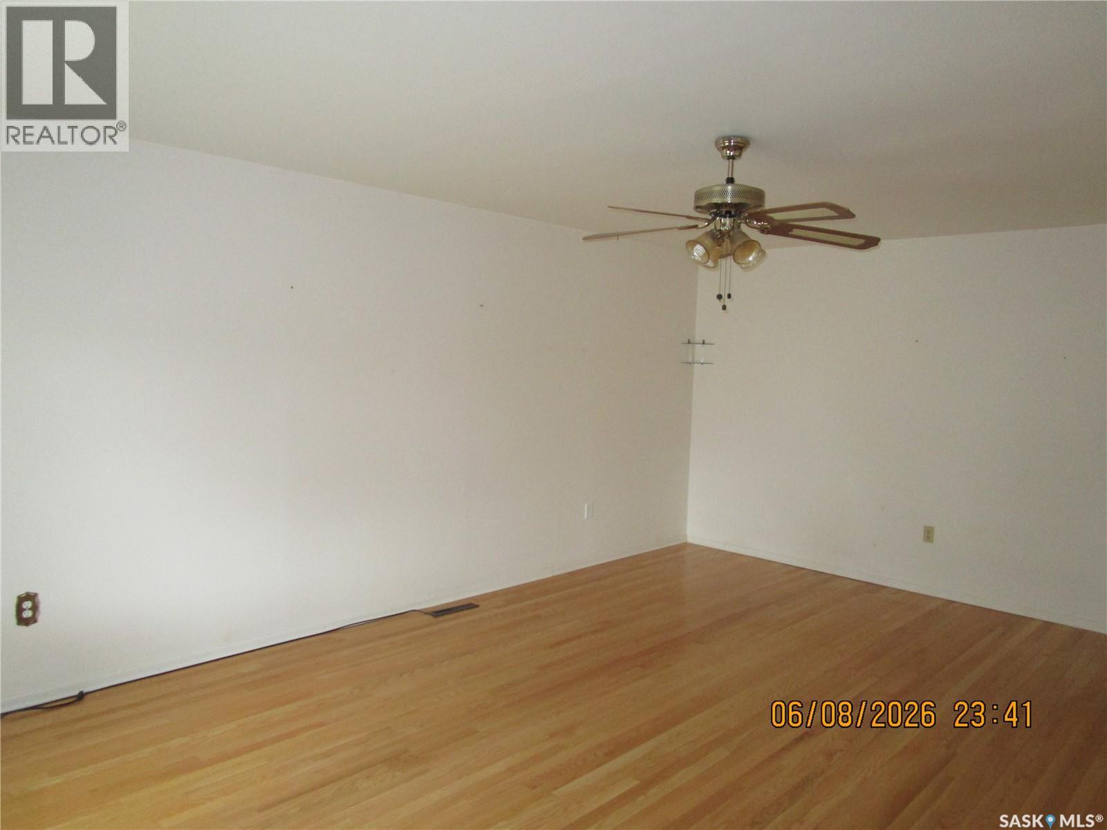 508 6th Avenue W Property Photo 12