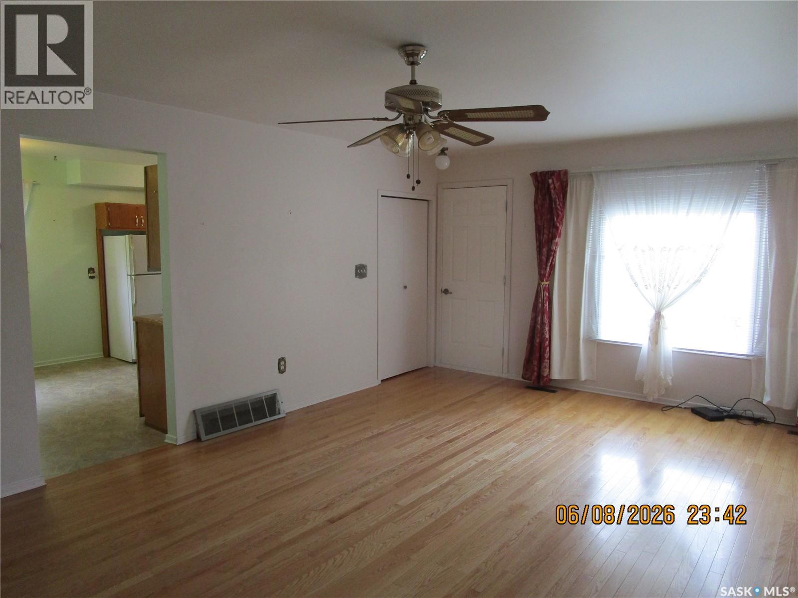 508 6th Avenue W Property Photo 14