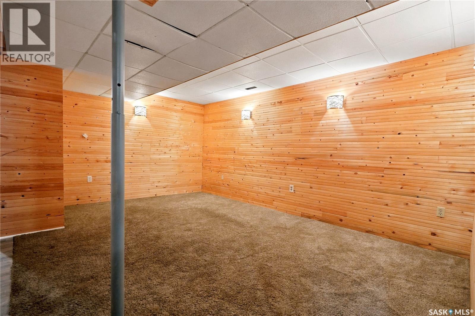 Rushinko Acreage Property Photo 26