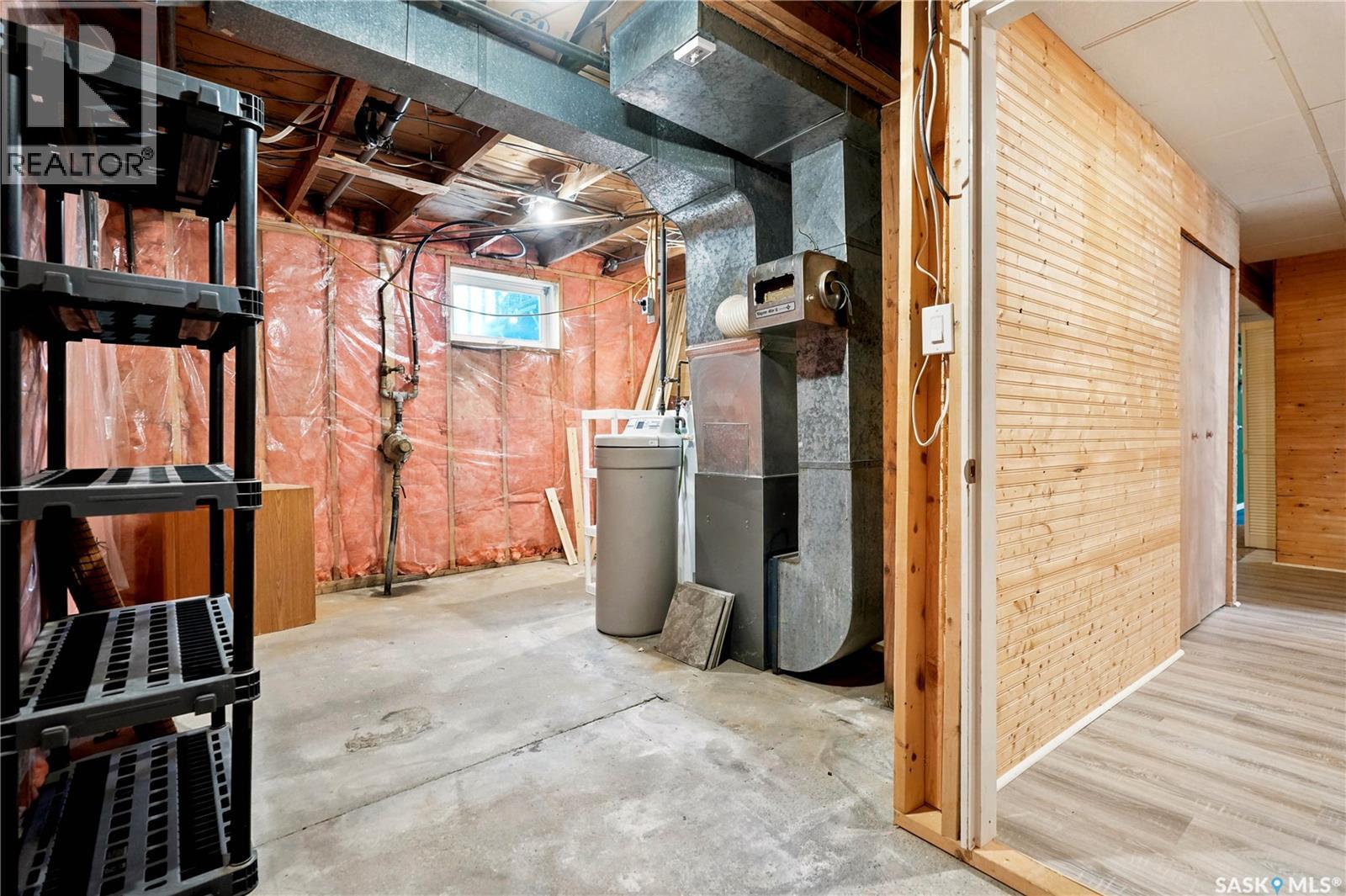 Rushinko Acreage Property Photo 32