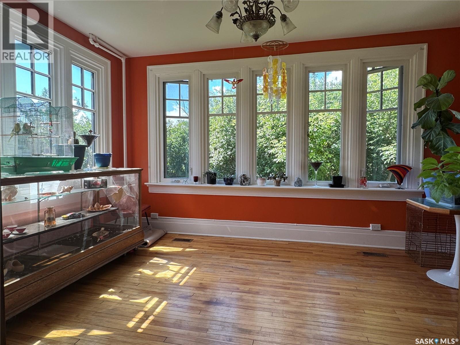 607 Barnett Drive Property Photo 11