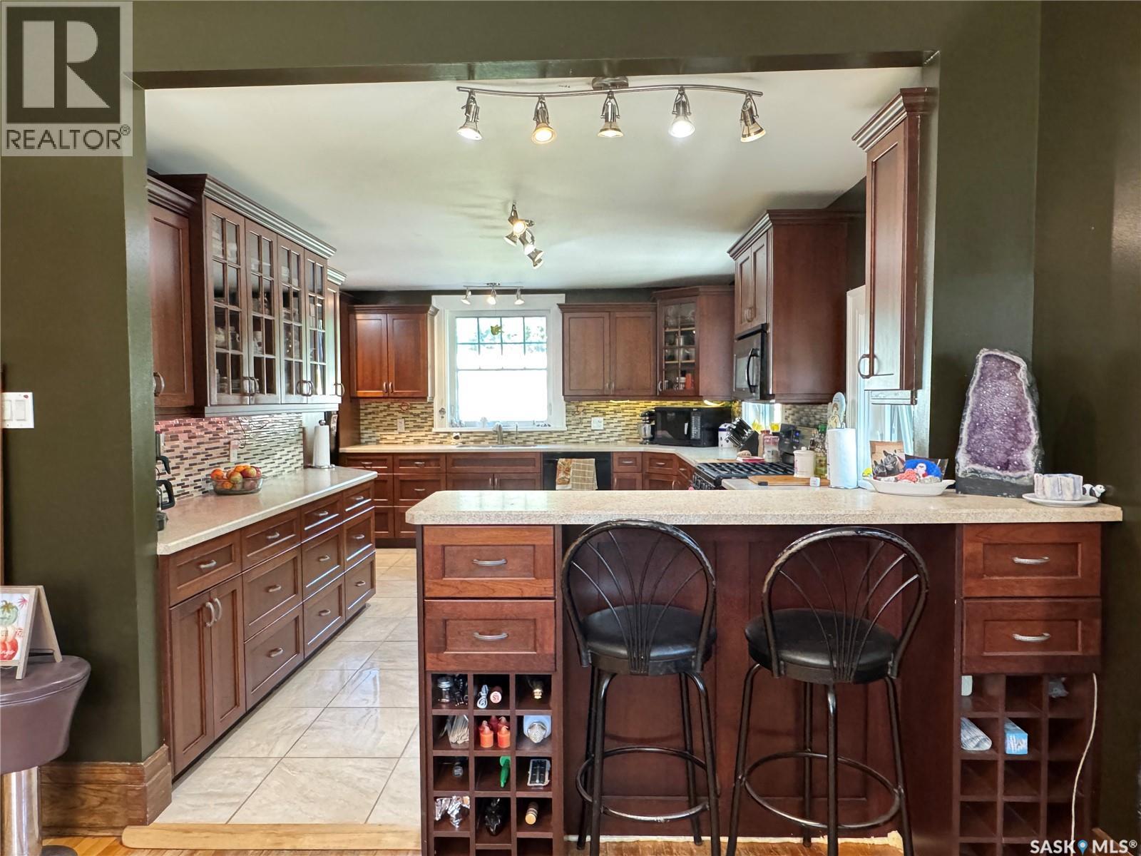 607 Barnett Drive Property Photo 12
