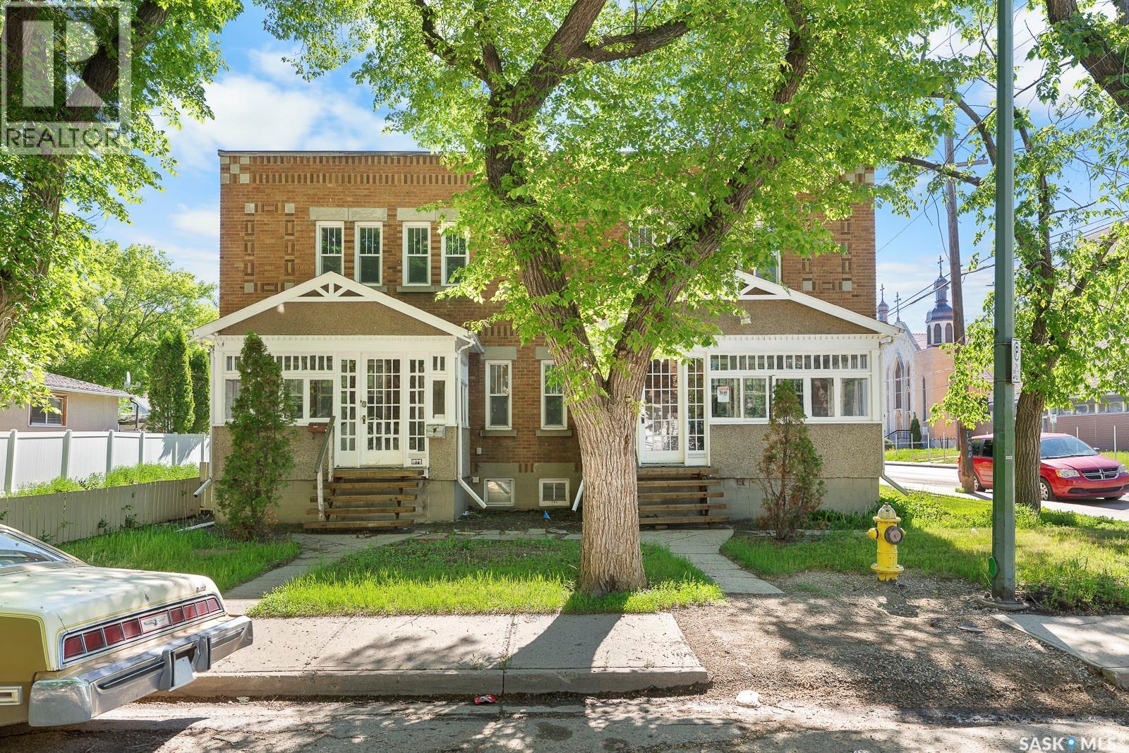 1875 OTTAWA STREET Property Photo 1