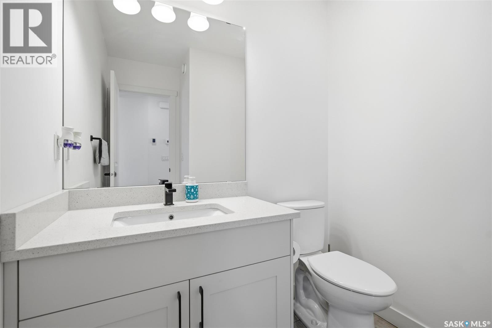 2435 Rosewood Drive Property Photo 15