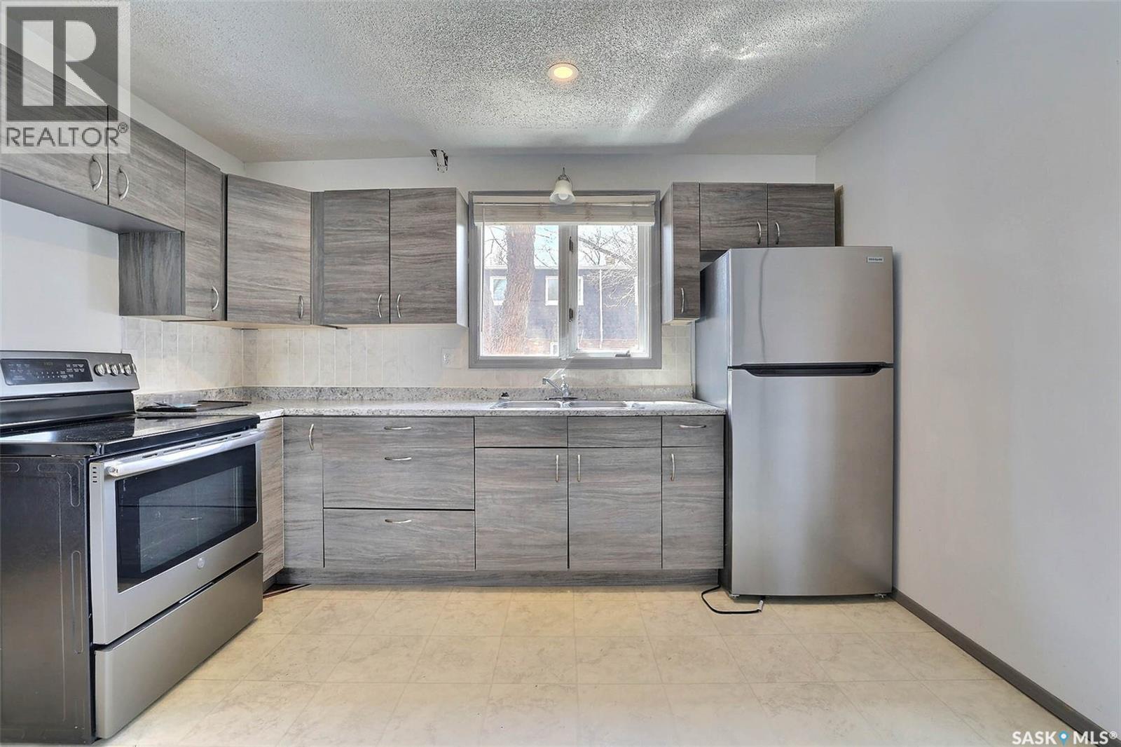 51 Spruceview Road Property Photo 7