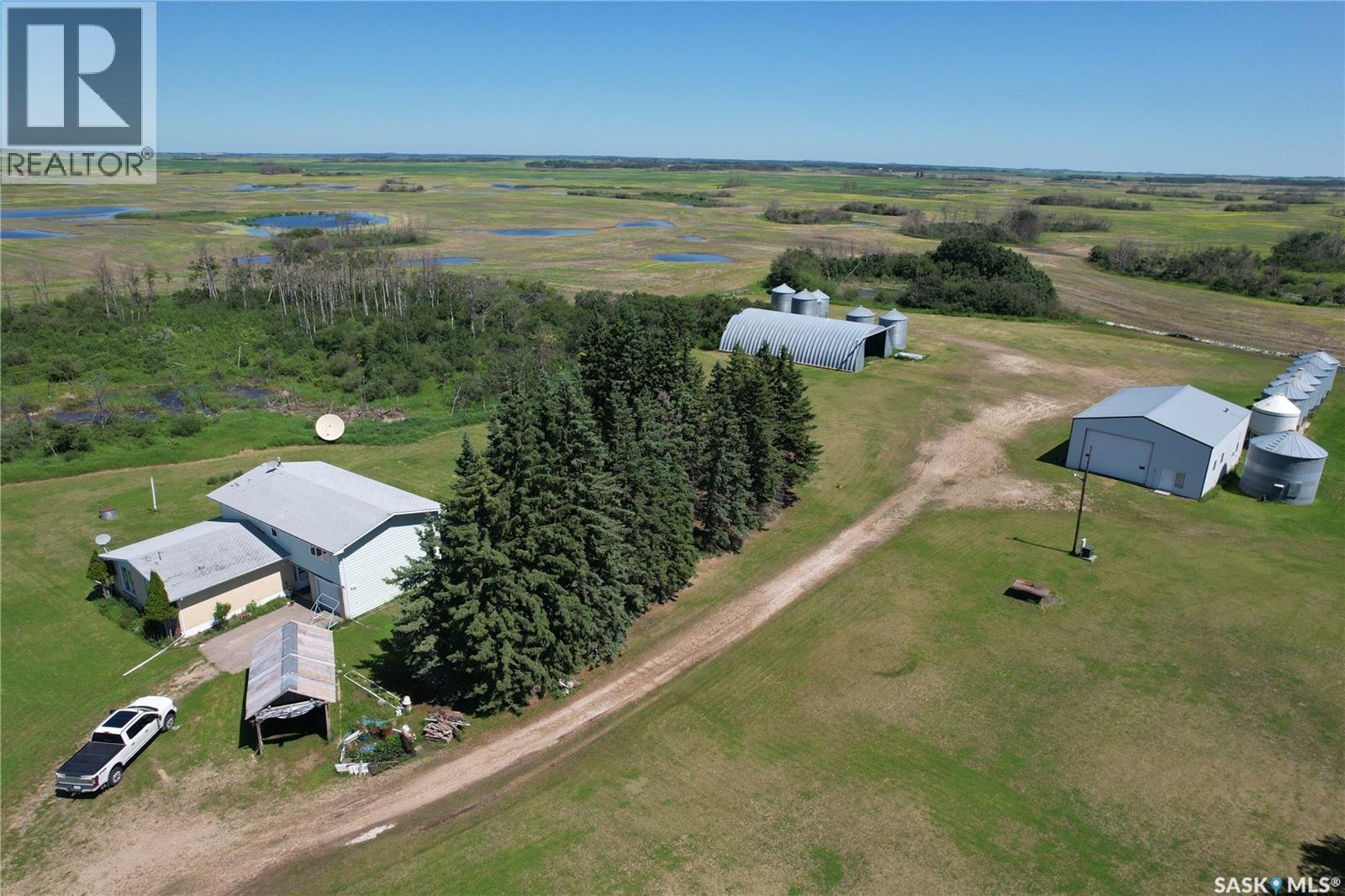 Raymore Acreage Hwy #6 Property Photo 1