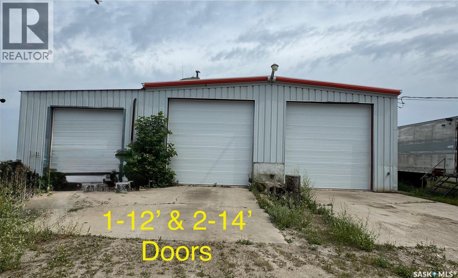 1124 Industrial Drive Property Photo 1