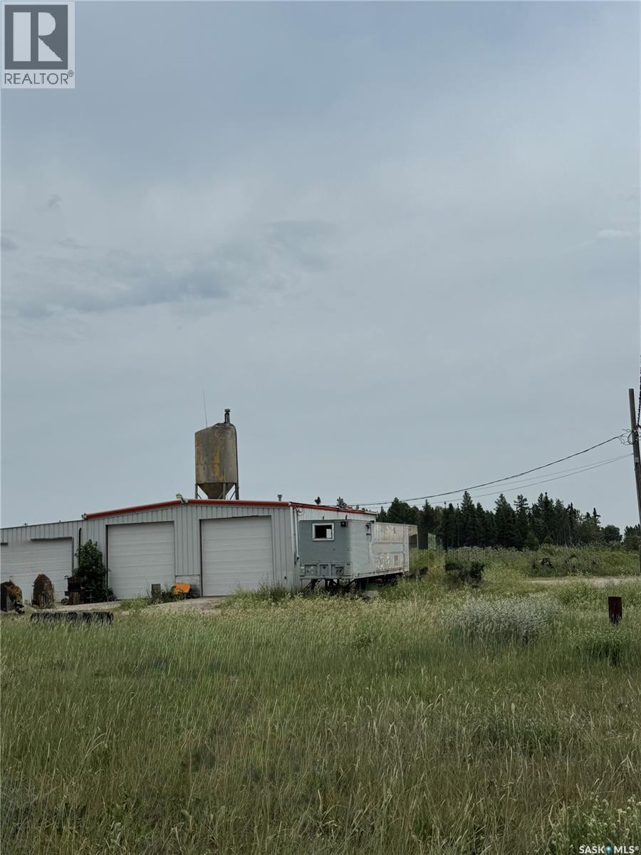 1124 Industrial Drive Property Photo 2