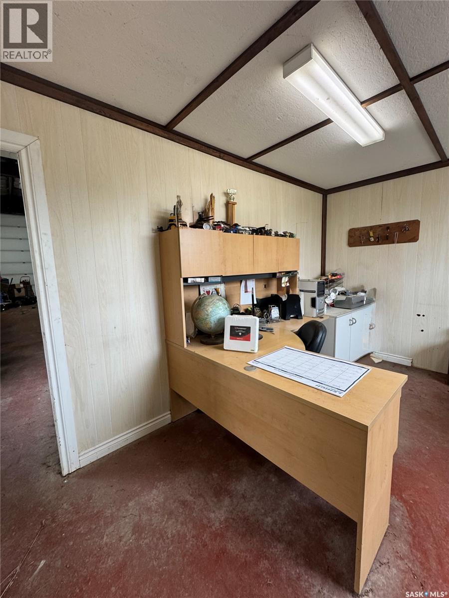 1124 Industrial Drive Property Photo 4