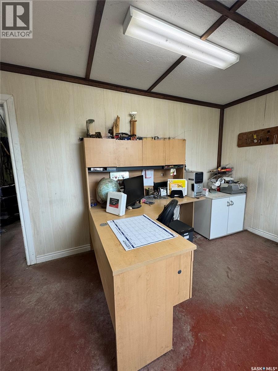 1124 Industrial Drive Property Photo 5