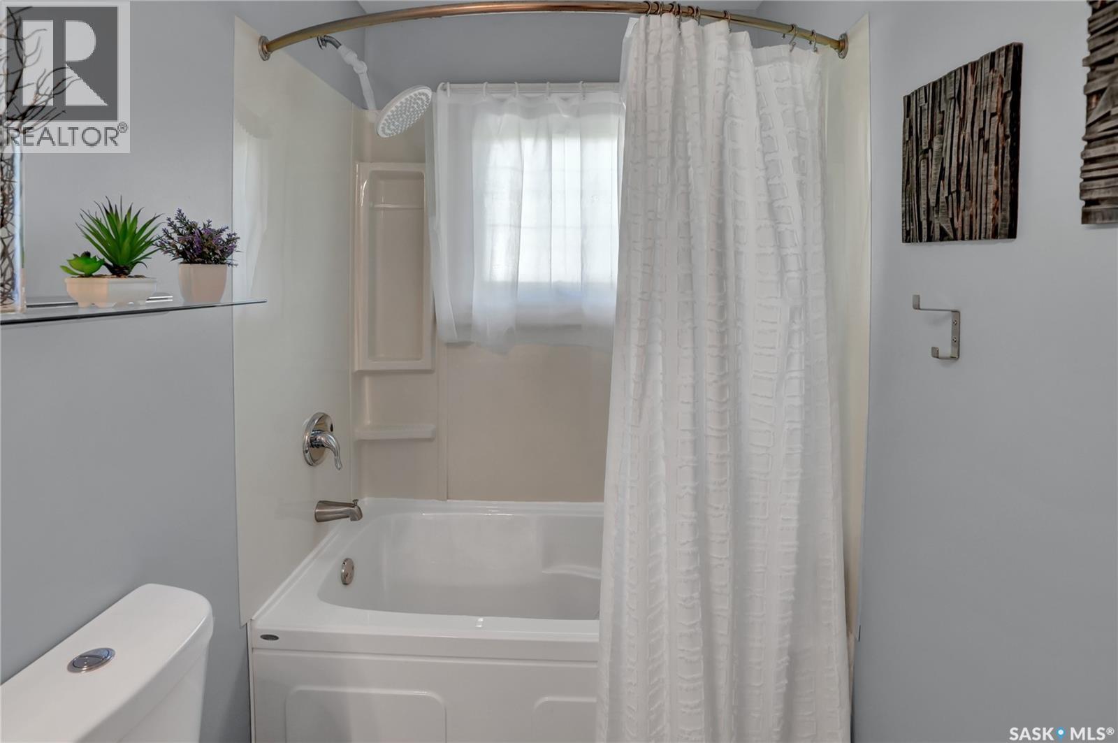 28 Alice Crescent Property Photo 42