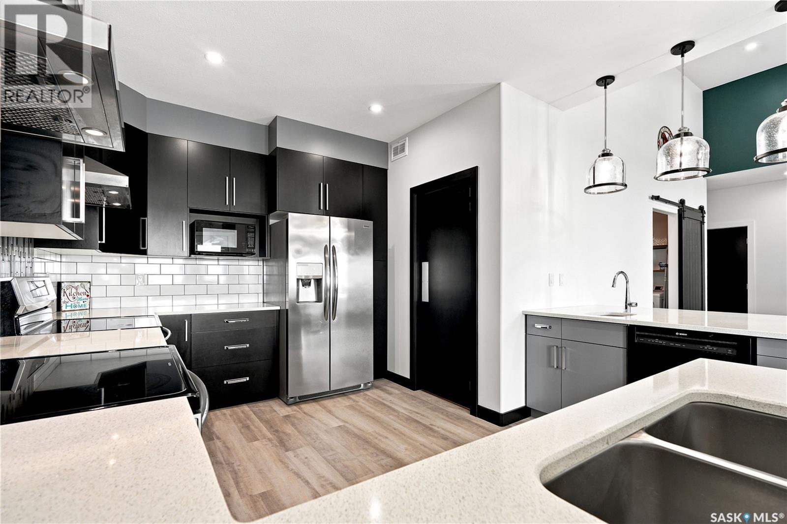 619 Kenaschuk Crescent Property Photo 17
