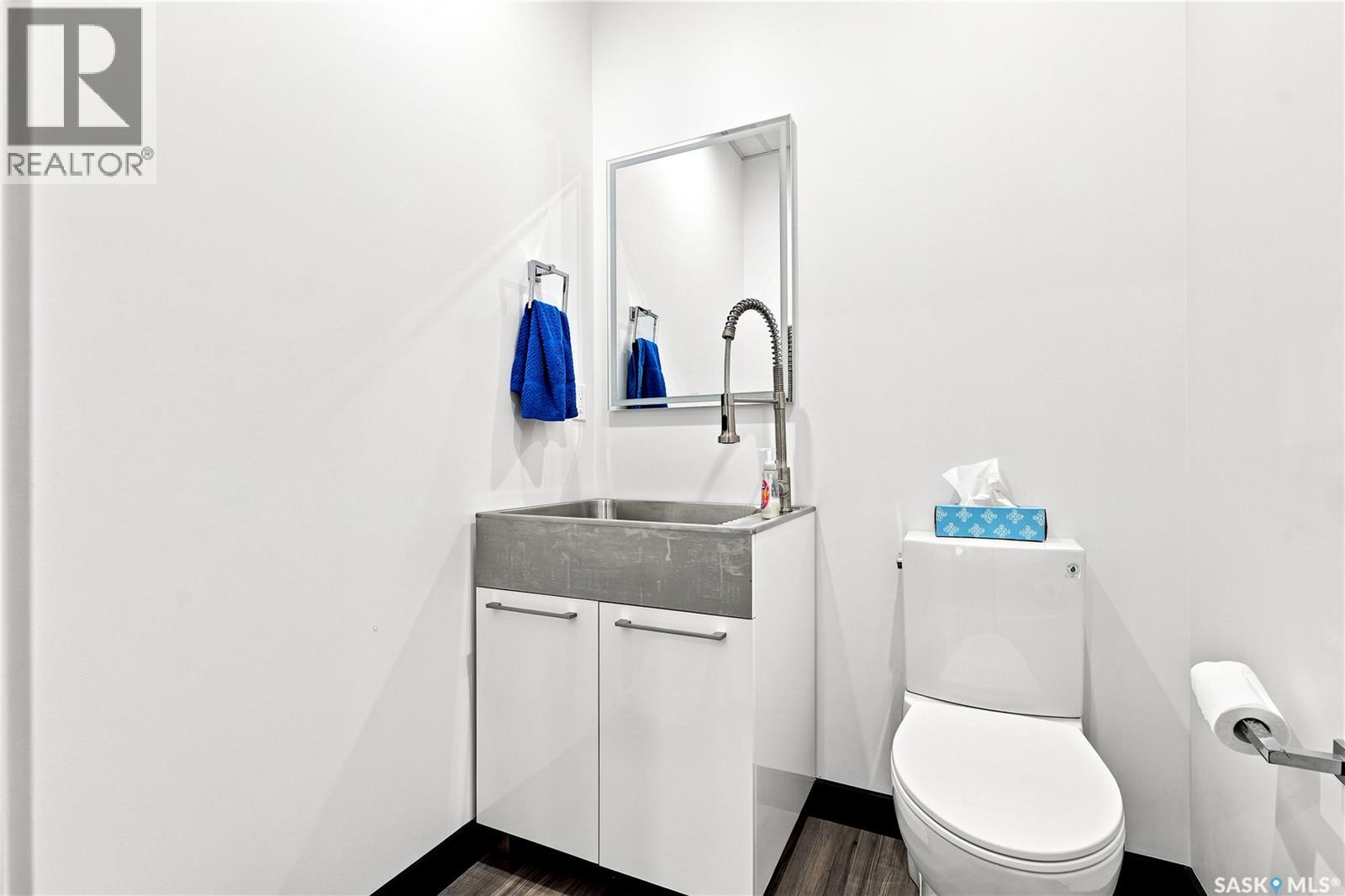 619 Kenaschuk Crescent Property Photo 36