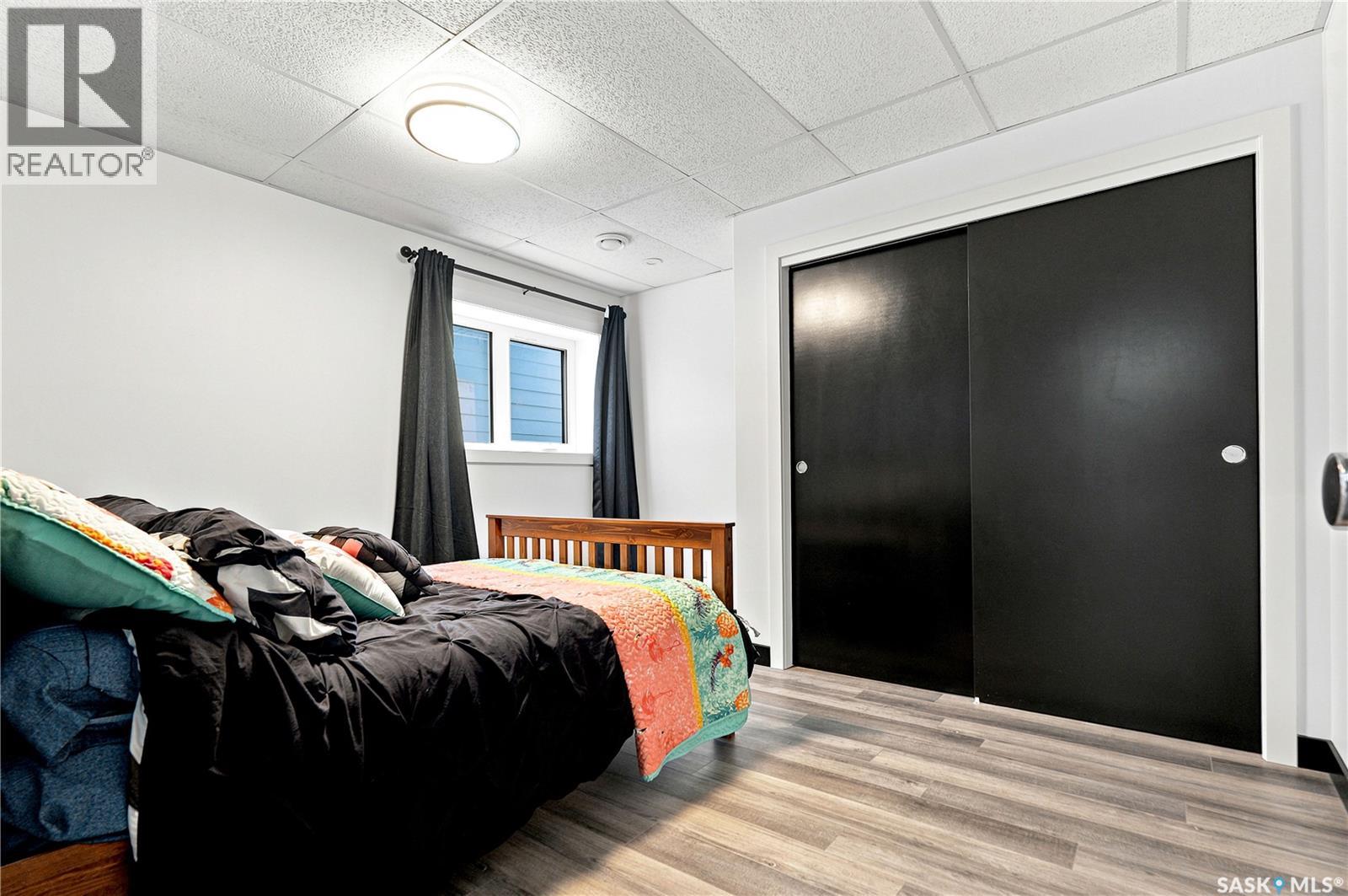 619 Kenaschuk Crescent Property Photo 40