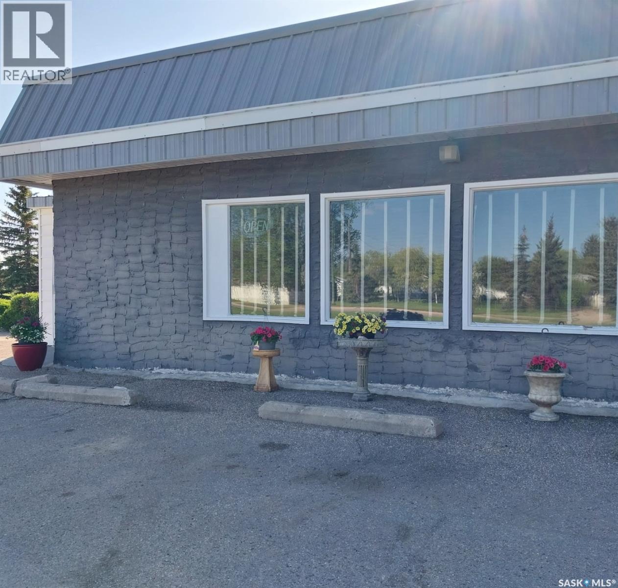 702 3rd Avenue W Property Photo 16
