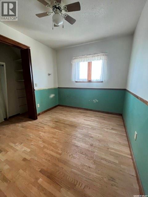 505 Macleod Avenue W Property Photo 12