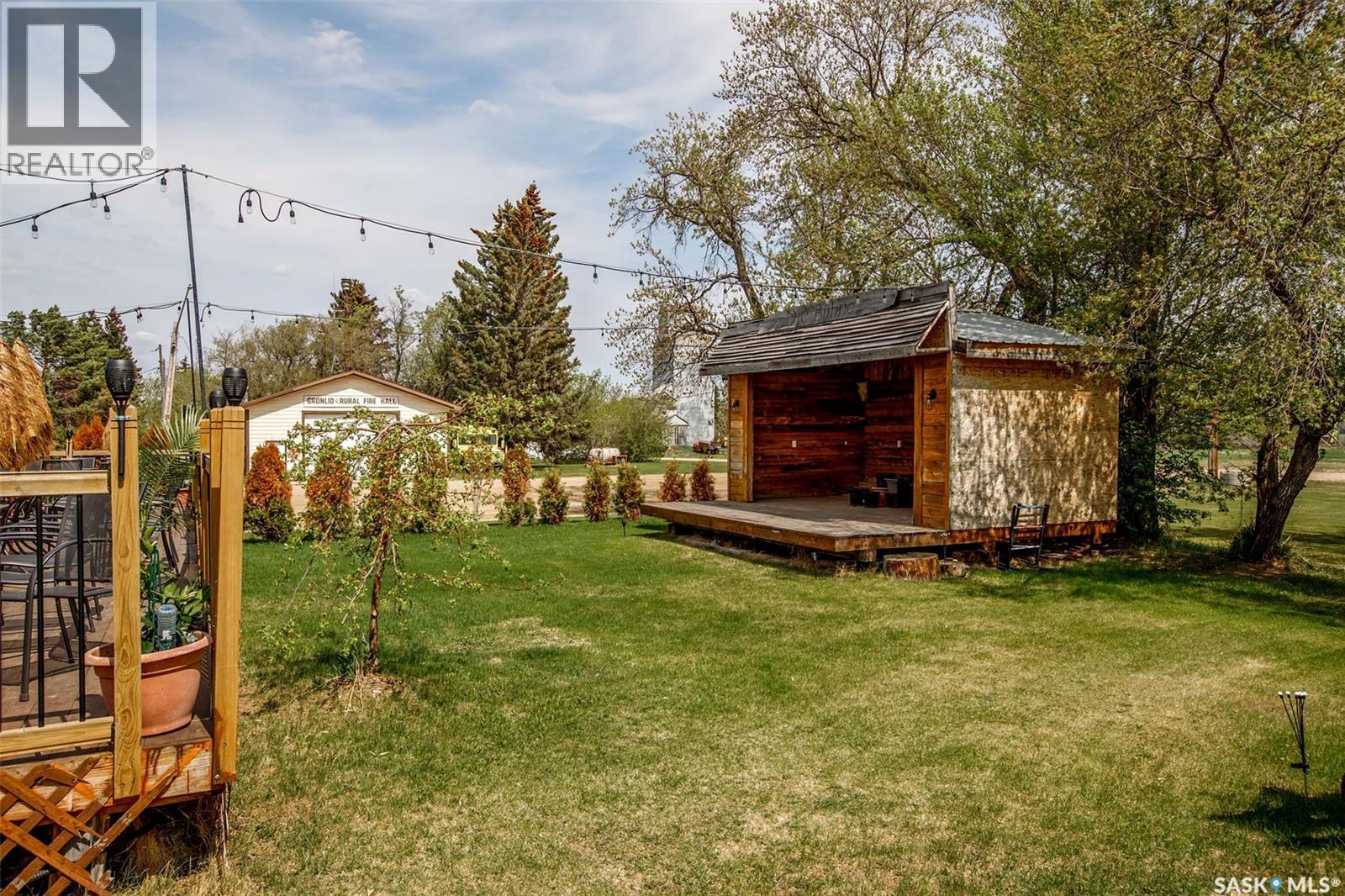 109 Centre Street Property Photo 22
