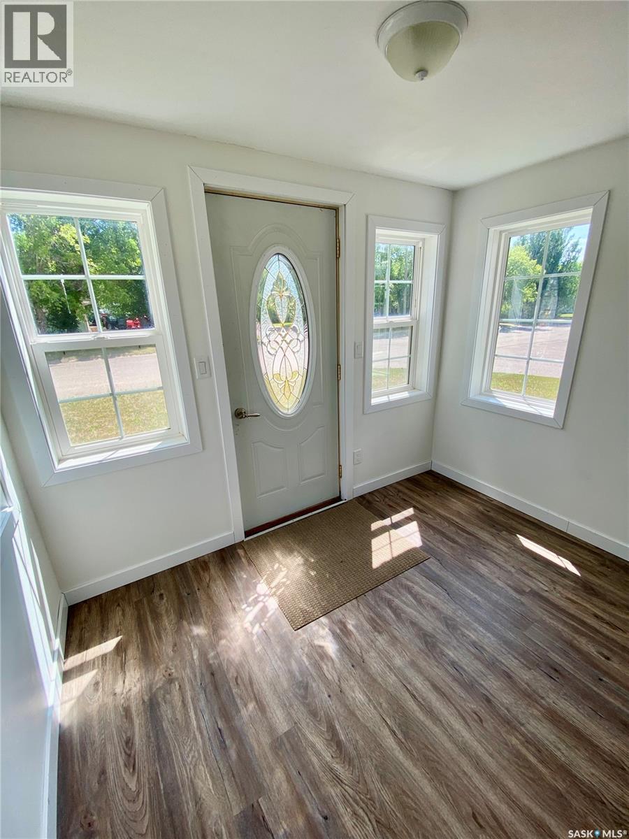 120 3rd Street W Property Photo 3