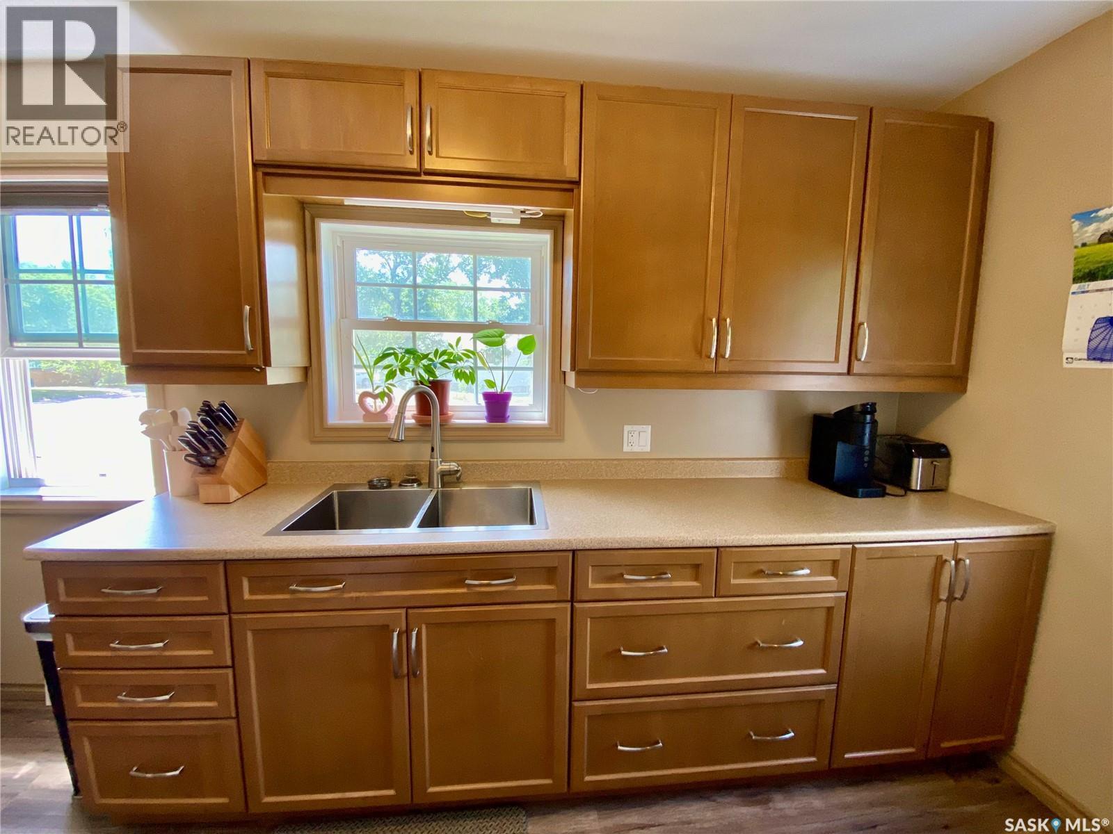 120 3rd Street W Property Photo 9