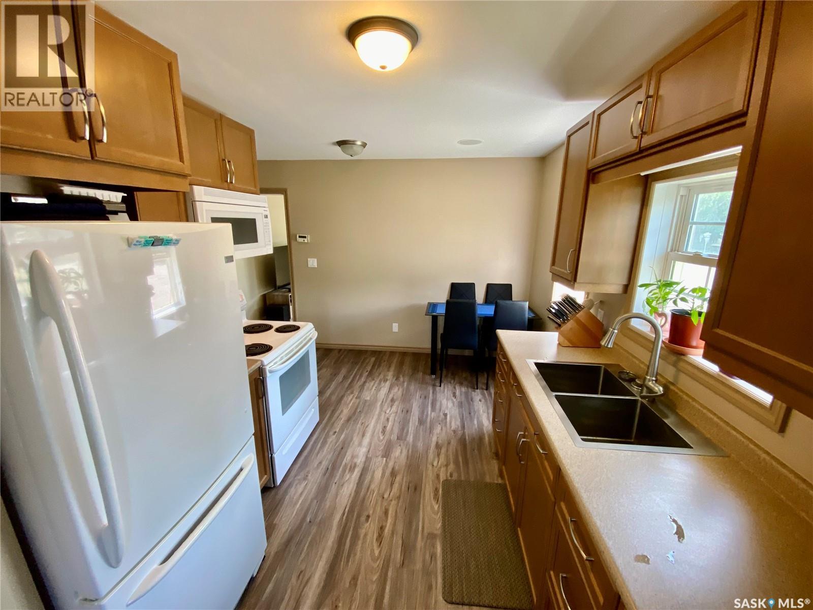 120 3rd Street W Property Photo 10