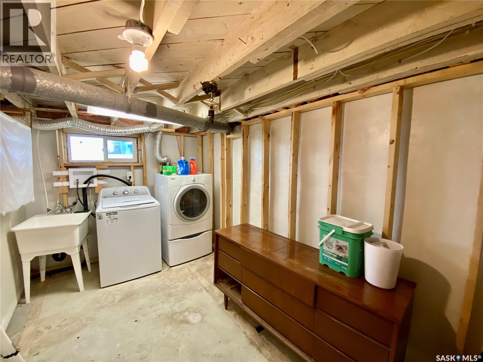 120 3rd Street W Property Photo 24