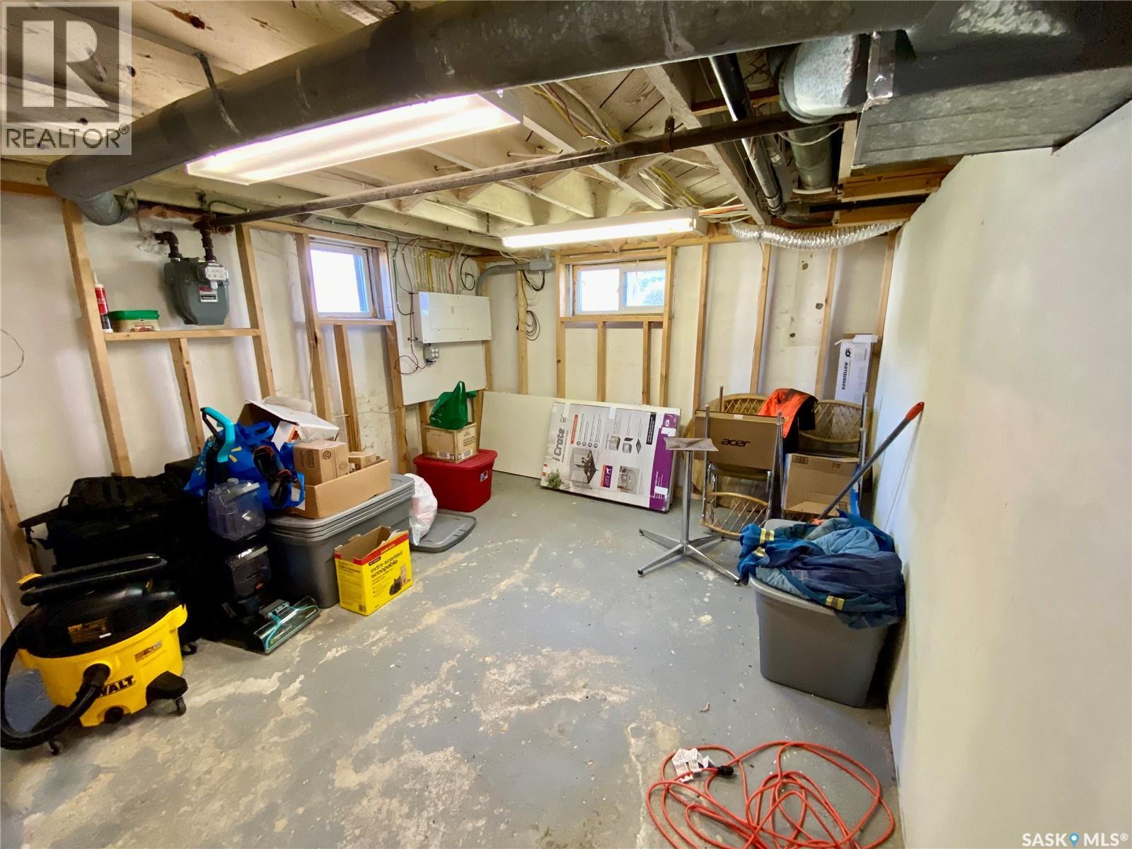 120 3rd Street W Property Photo 29