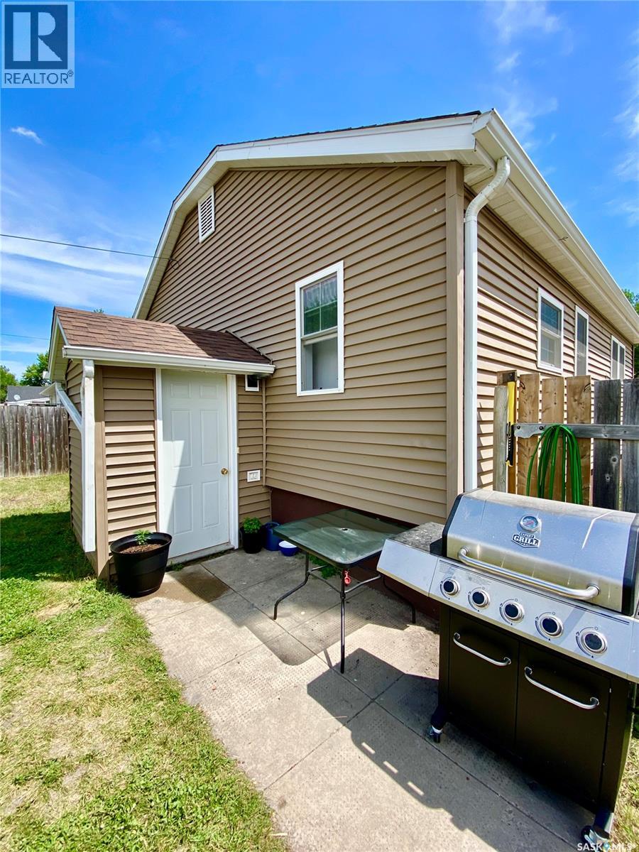 120 3rd Street W Property Photo 33