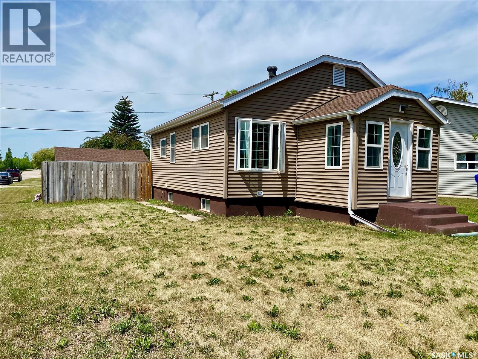 120 3rd Street W Property Photo 42