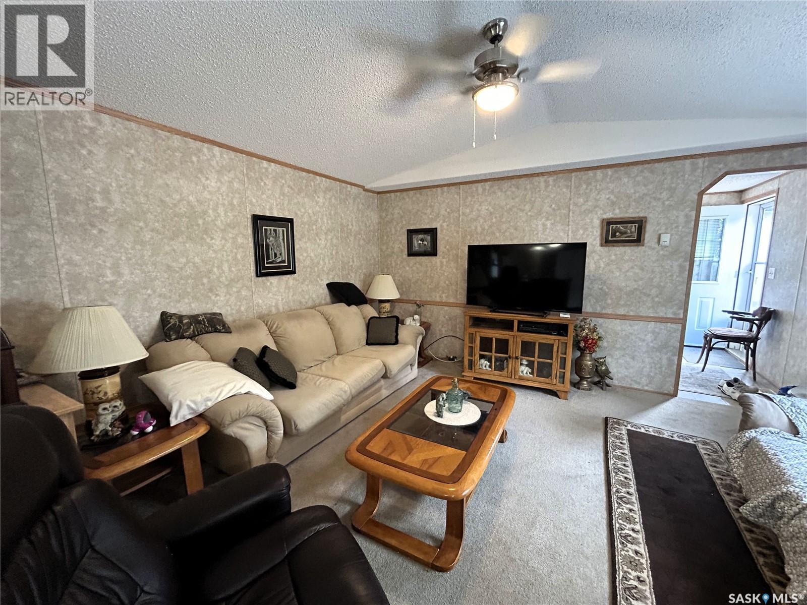 619 1st Avenue E Property Photo 15