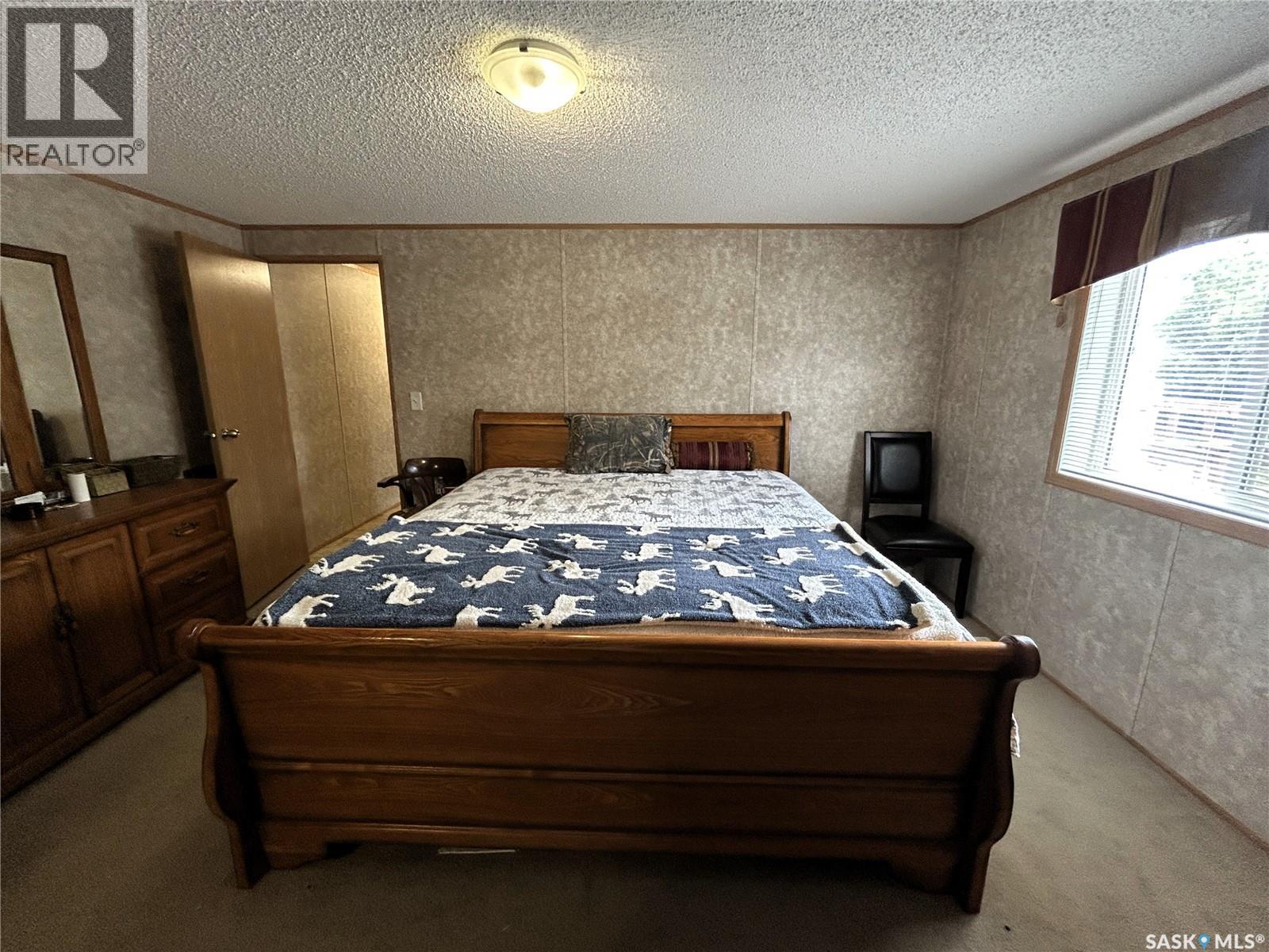 619 1st Avenue E Property Photo 22