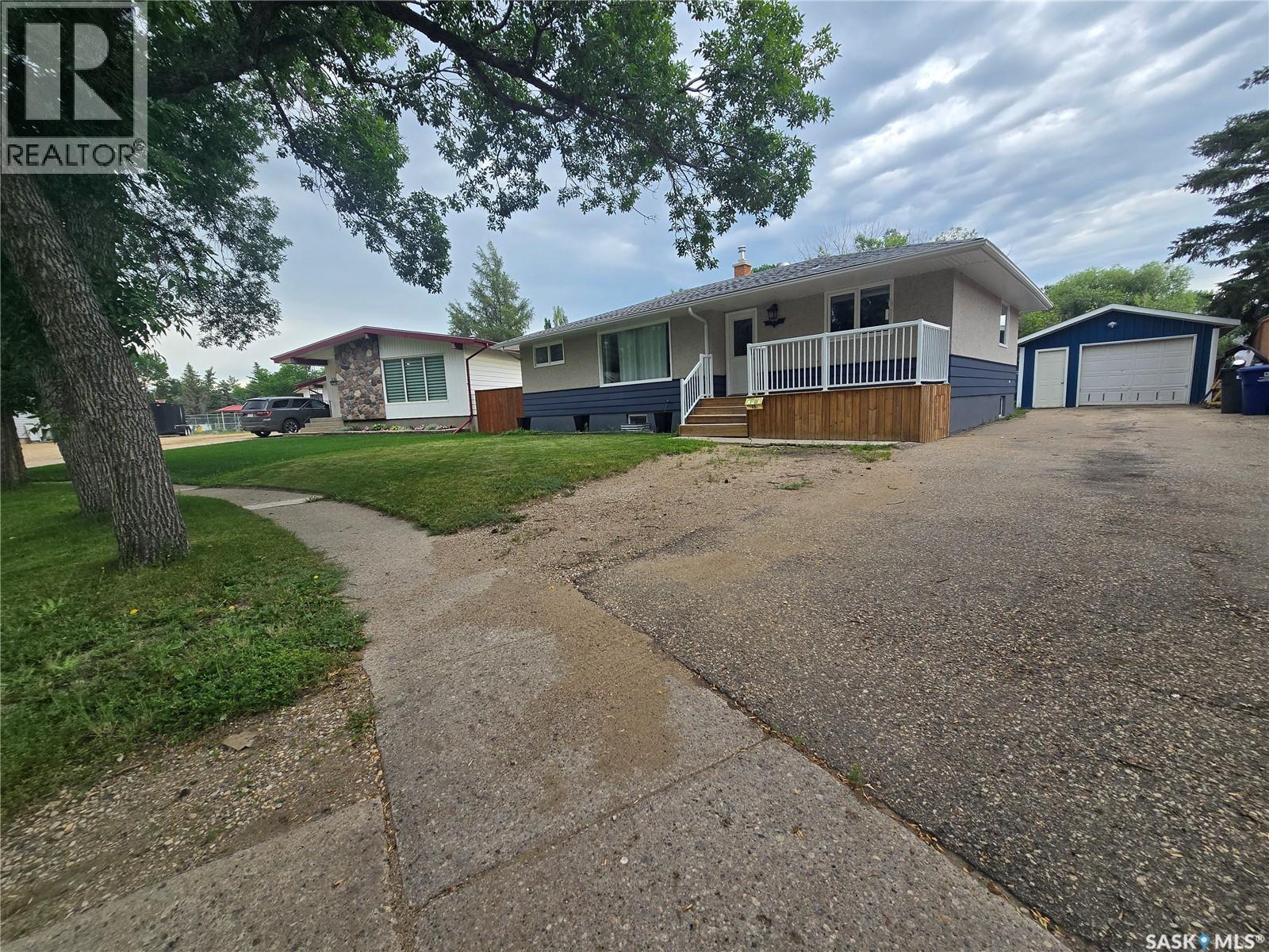 98 13TH STREET Property Photo 1