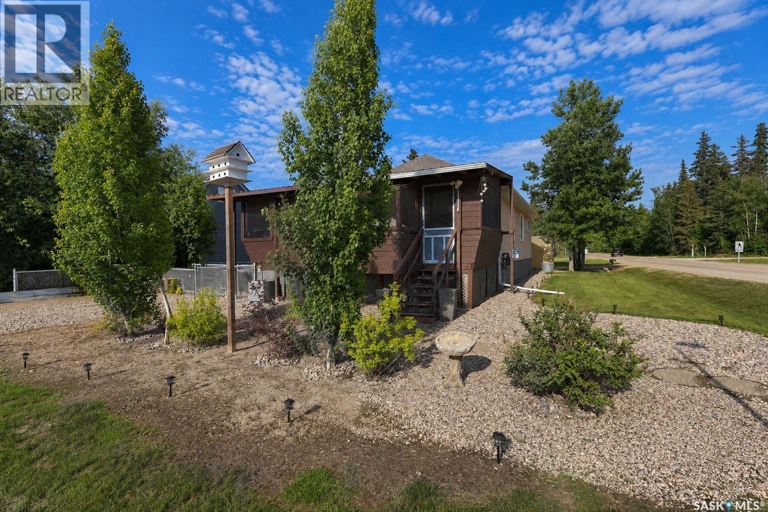504 Southshore Drive Property Photo 1