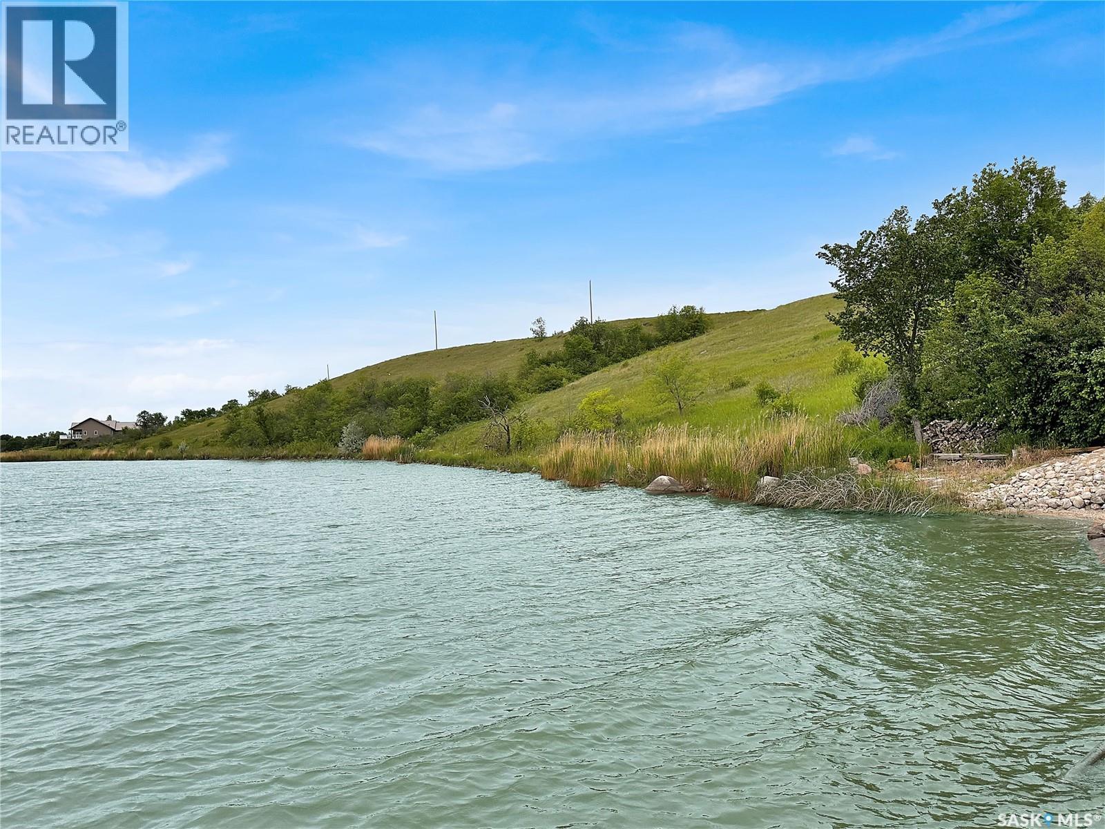 927' Waterfront, 45 Acres Property Photo 2