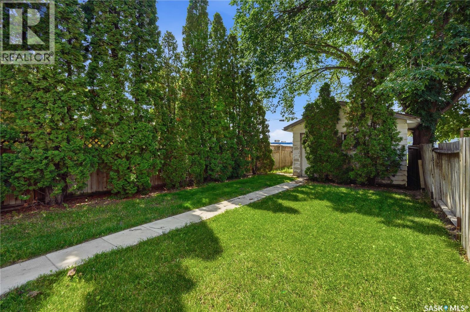 927 4th Avenue N Property Photo 2
