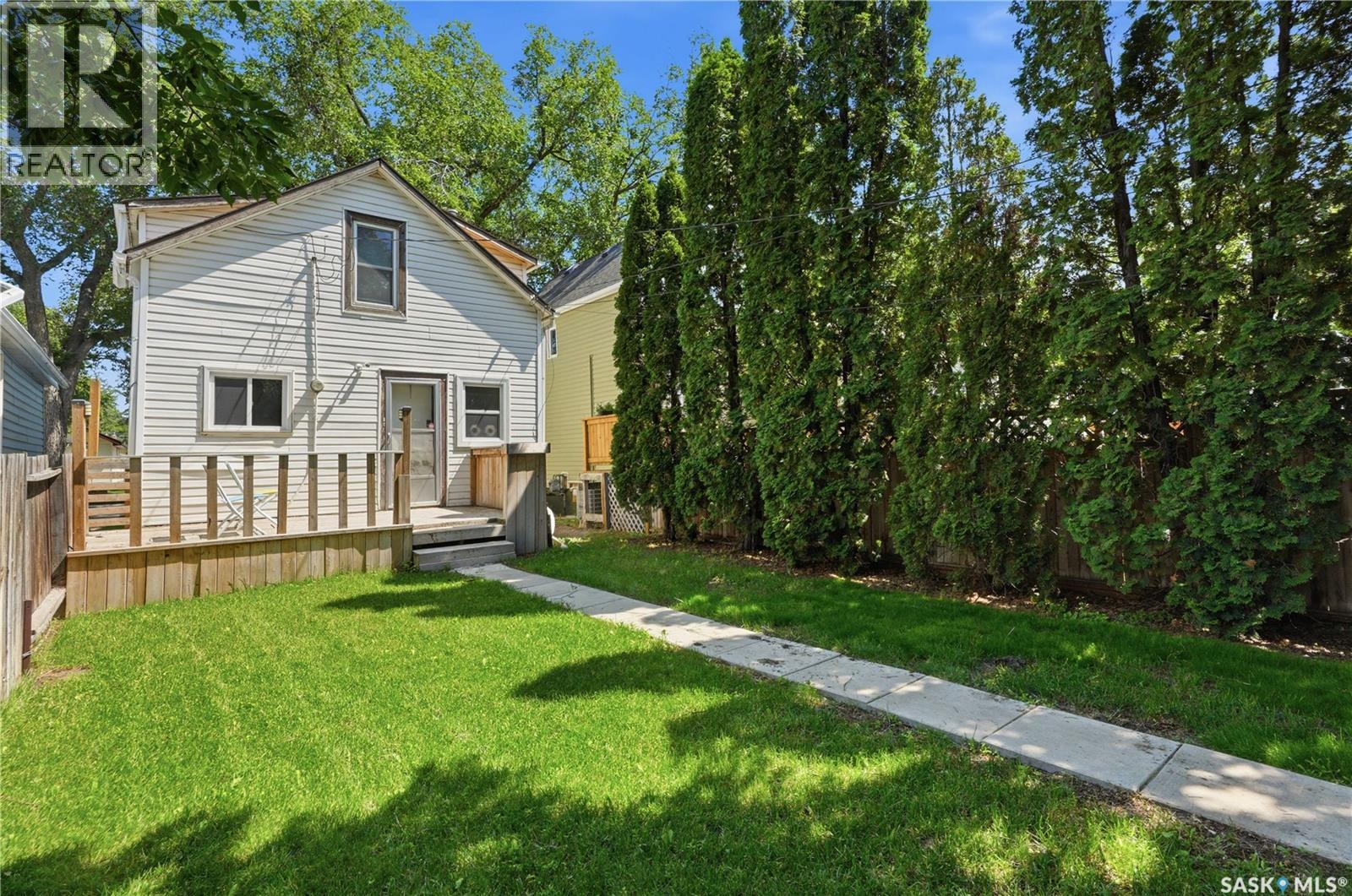 927 4th Avenue N Property Photo 4