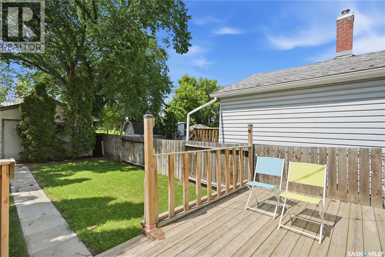 927 4th Avenue N Property Photo 7