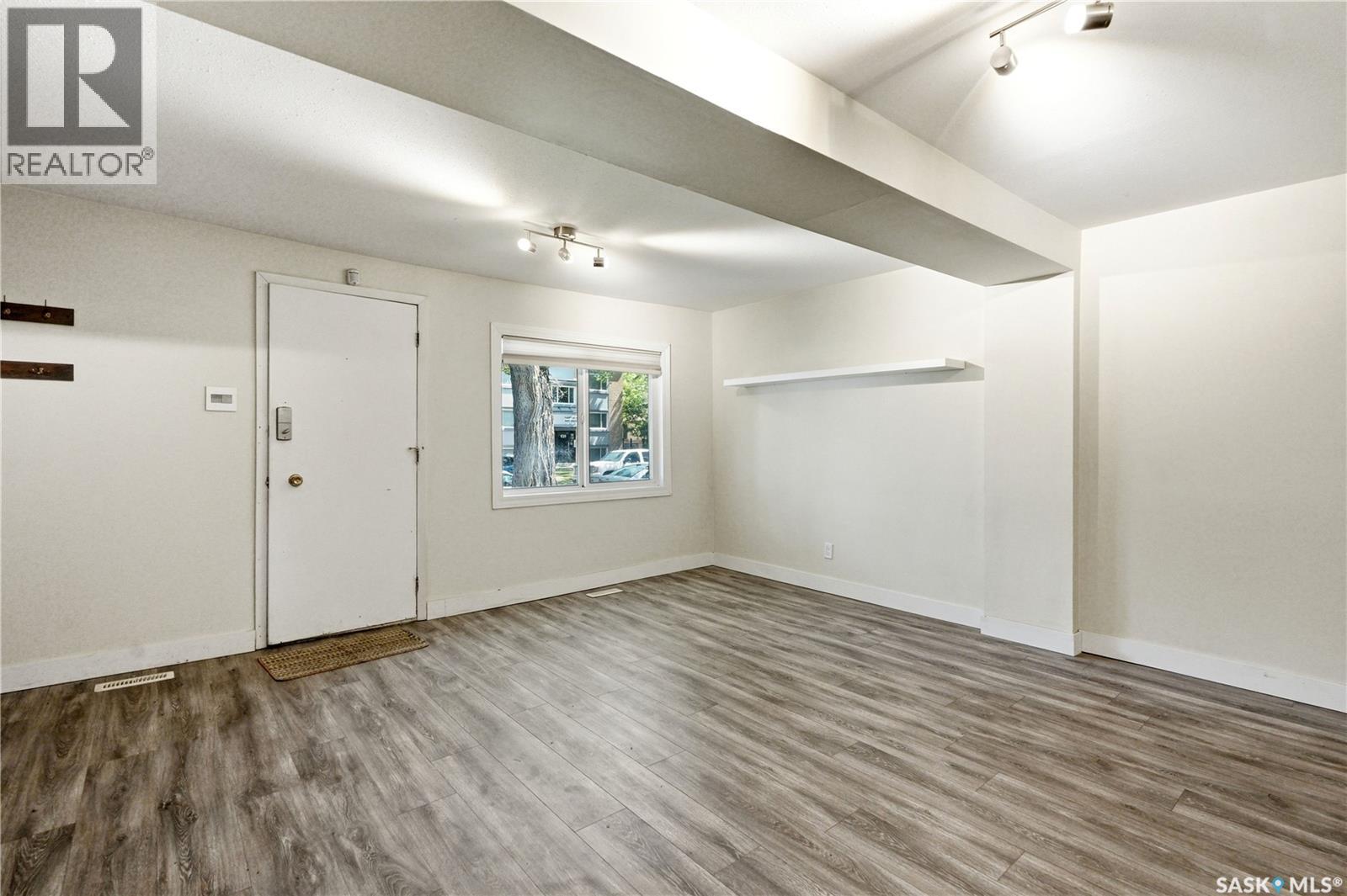 927 4th Avenue N Property Photo 10