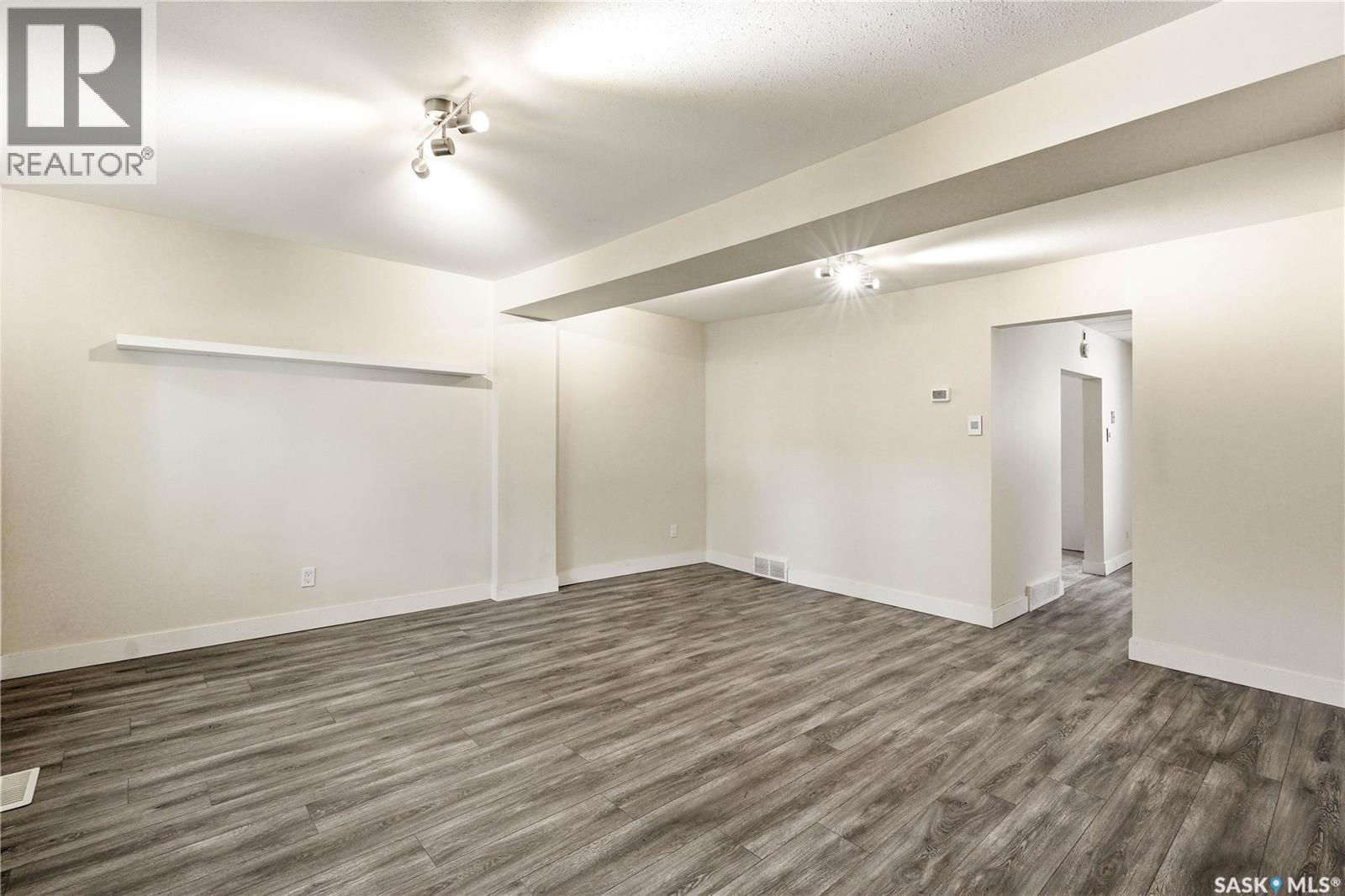 927 4th Avenue N Property Photo 11