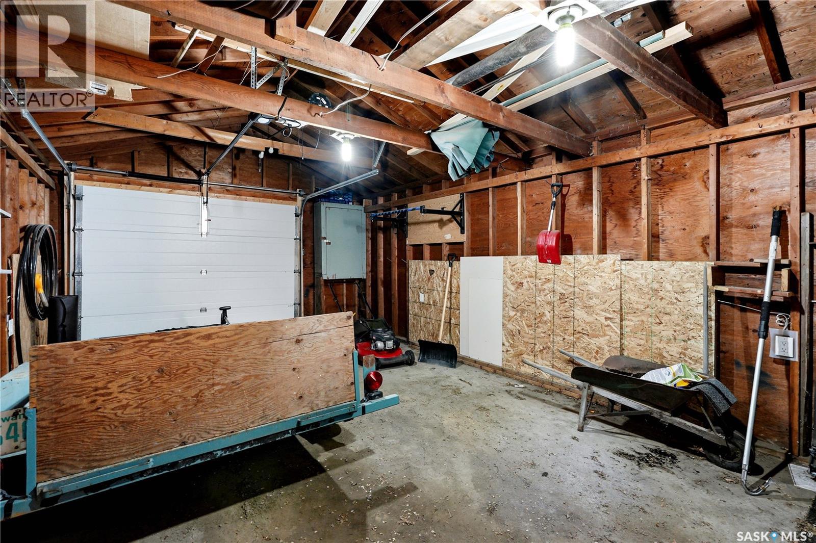 927 4th Avenue N Property Photo 27