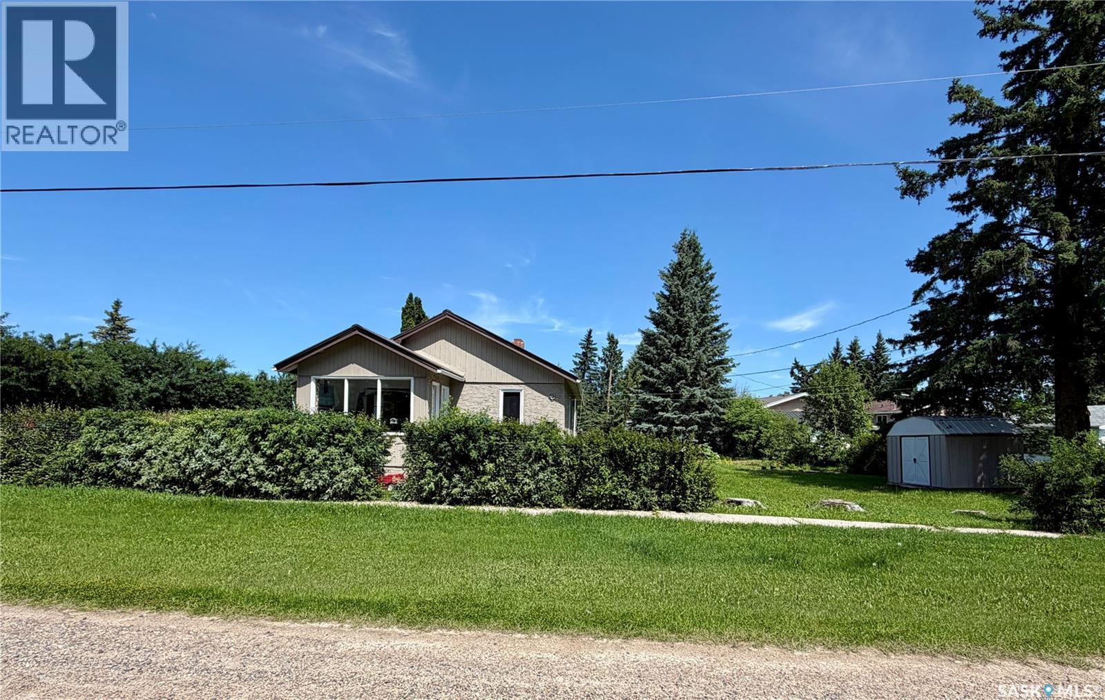 402 4th Street Property Photo 1