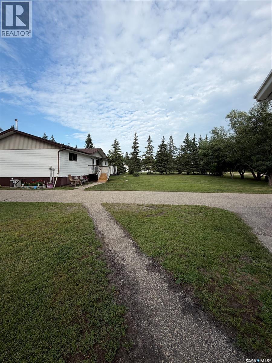 01 Kirstein Crescent Property Photo 5