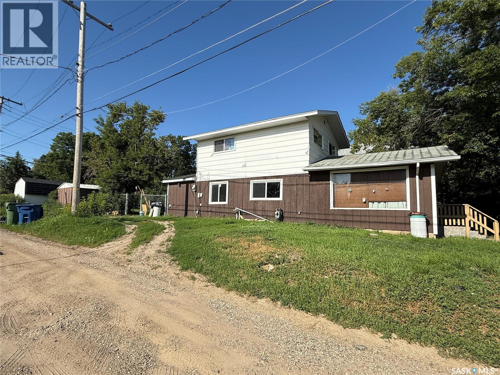 25 Home Street W Property Photo 40