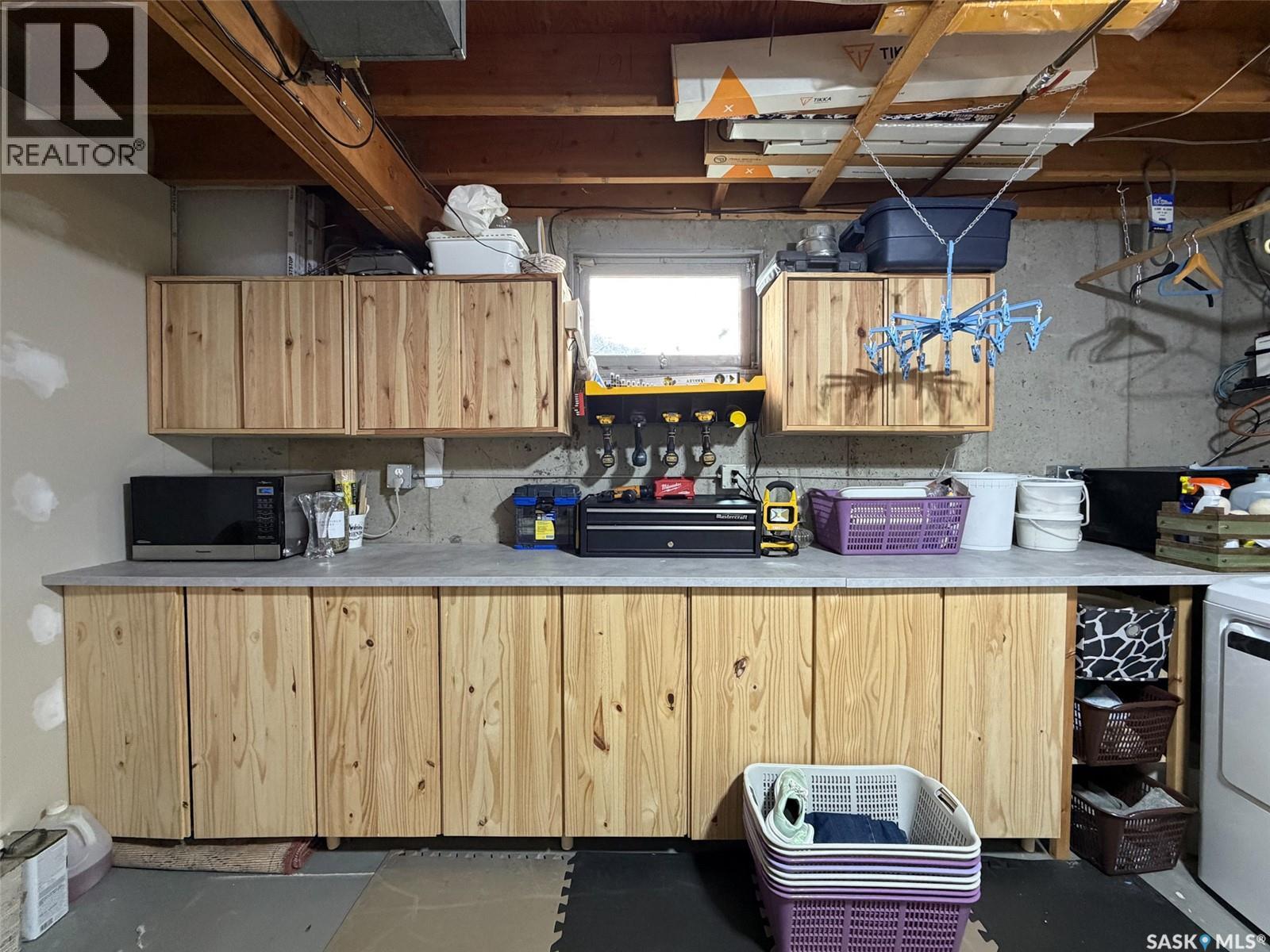 386 4th Street E Property Photo 41